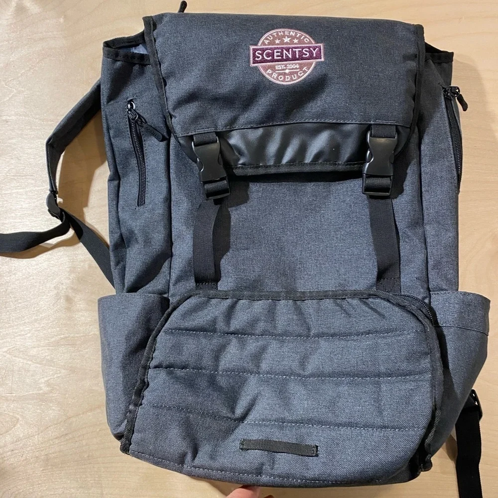 Scentsy Black Backpack (IY)